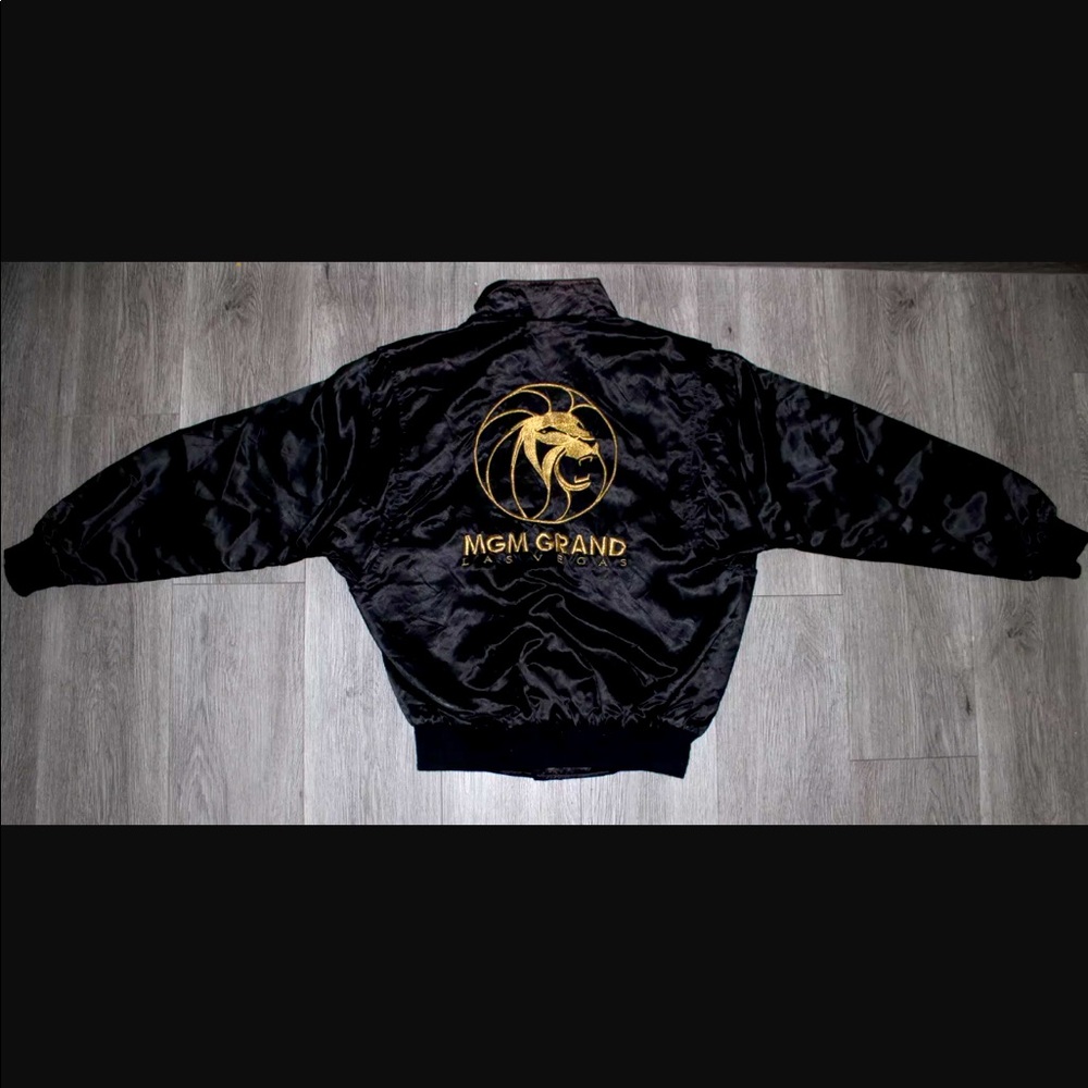 MGM GRAND CASINO LAS VEGAS VINTAGE EMBROIDERED JACKET BLACK GOLD RARE GRAIL 90’s